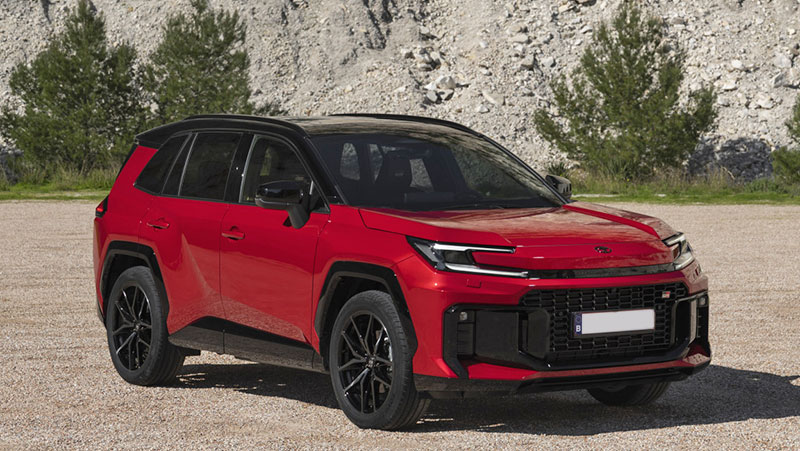 RAV4：新型のボディデザイン・フロント・赤いボディカラー