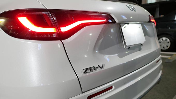 ZR-VFe[Cg