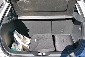 ラゲッジスペース2