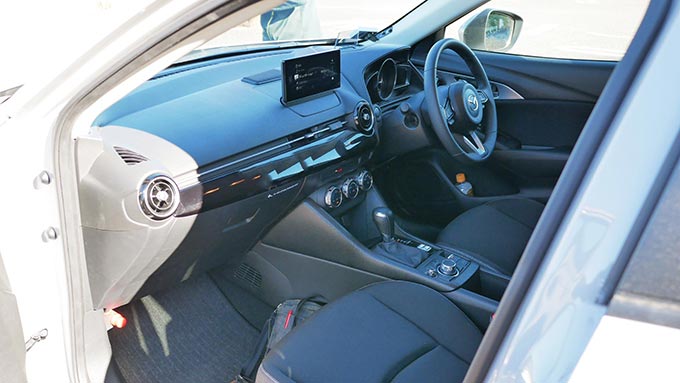 CX-3�F����