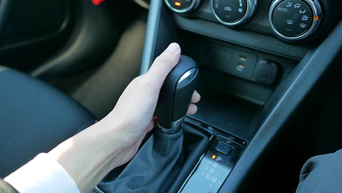 CX-3：シフトセレクター・６AT