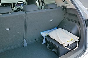 ラゲッジスペース1