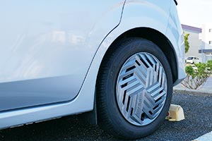 日産ノート・タイヤ1